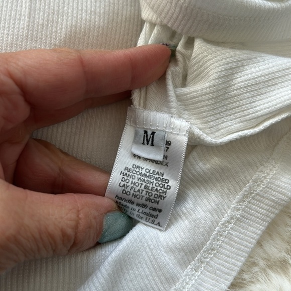 Lauren Moshi Floral Skull Ribbed White Long Sleeve Tunic - Picture 8 of 9